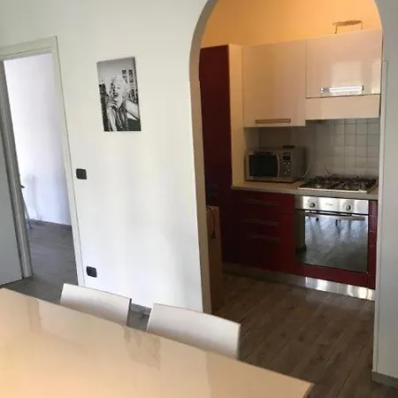 Casa Simone 1  *
